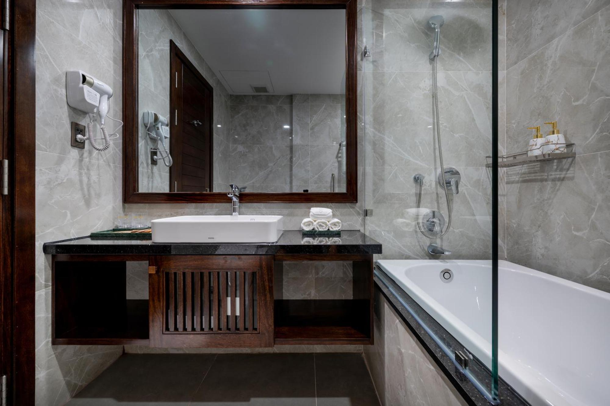 Florence Hotel Da Nang Exterior photo